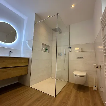 Modernes Deluxe-apartment In Kaarst, Nahe Duesseldorf, 93qm * Kaarst