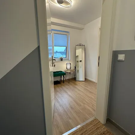 Modernes Deluxe-apartment In Kaarst, Nahe Duesseldorf, 93qm * Kaarst