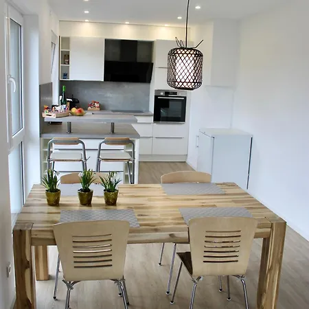 Modernes Deluxe-apartment In Kaarst, Nahe Duesseldorf, 93qm