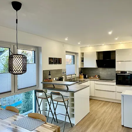 Modernes Deluxe-apartment In Kaarst, Nahe Duesseldorf, 93qm Карст