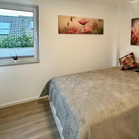 Modernes Deluxe-apartment In Kaarst, Nahe Duesseldorf, 93qm