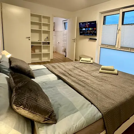 Modernes Deluxe-apartment In Kaarst, Nahe Duesseldorf *