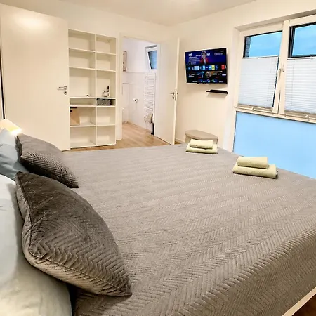 Apartament Modernes Deluxe-apartment In Kaarst, Nahe Duesseldorf *