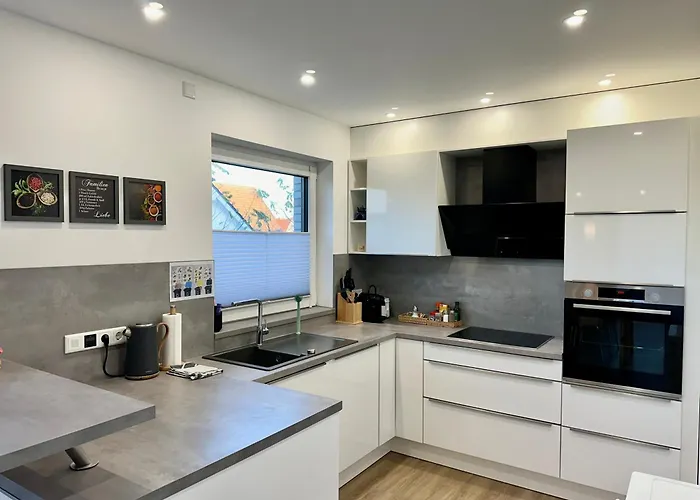 Modernes Deluxe-apartment In Kaarst, Nahe Duesseldorf, 93qm *